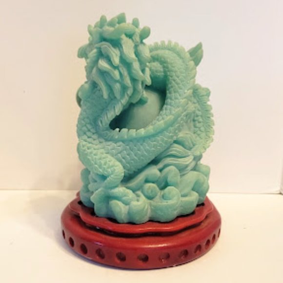 Fire Breathing Dragons Carved Statue with Gazing Ball - Picture 5 of 9